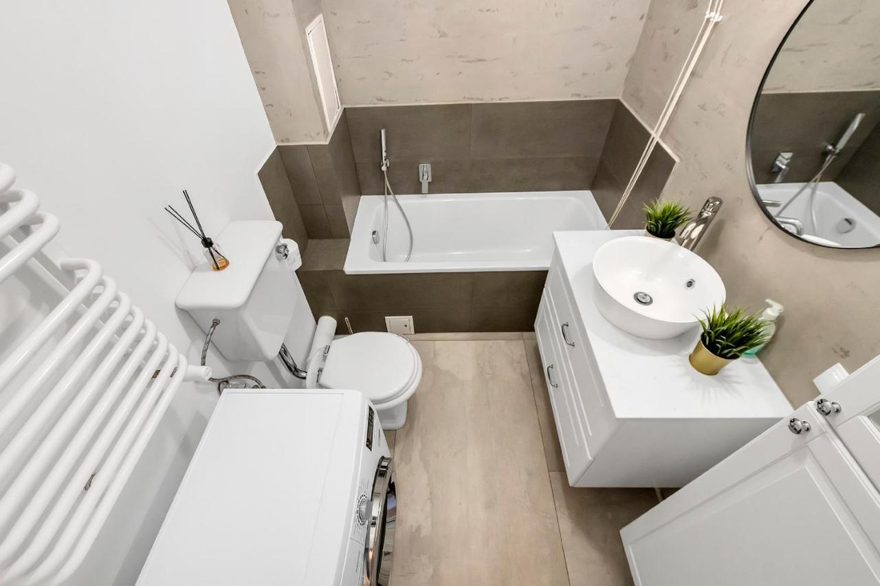 Lumina 4-Room Apart With Large Balcony Warszawa Zewnętrze zdjęcie